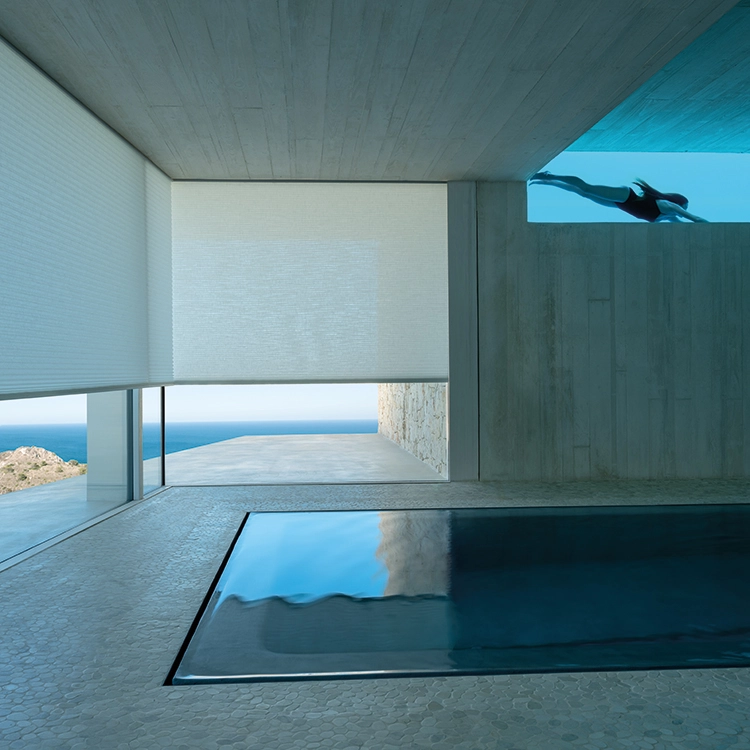 Hotel with automatic blinds from Motionblinds